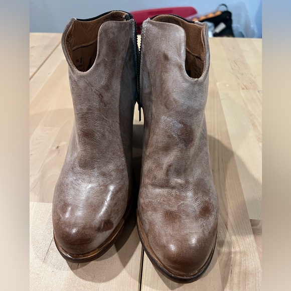 FREEBIRD DETROIT TAUPE SOLD OUT. WOMENS SIZE 9. $275. Brand new. I LOVE OFFERS! - Picture 5 of 6